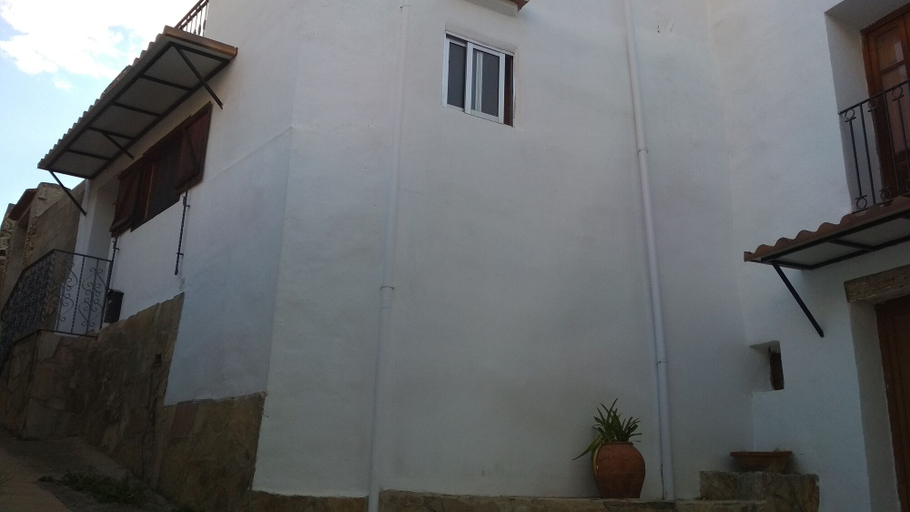 Exterior & Views, Casa Rural El Castillo, Valencia