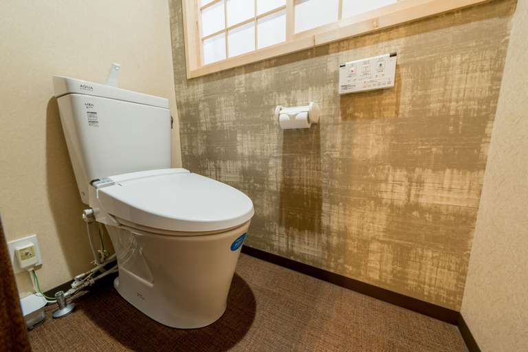 Bathroom 3, Arashiyama Benkei, Kyoto