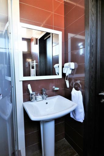 Bathroom 4, East Gate Boutique Hotel, Tbilisi