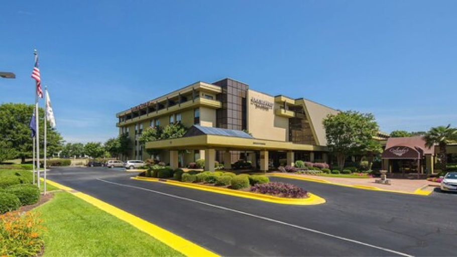 Exterior & Views 2, Doubletree by Hilton Columbia, SC, Lexington