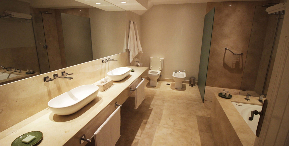 Bathroom 4, Le Biblo Hotel Boutique, Montevideo