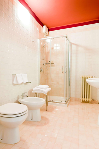 Bathroom 5, Antico Hotel Vicenza, Vicenza