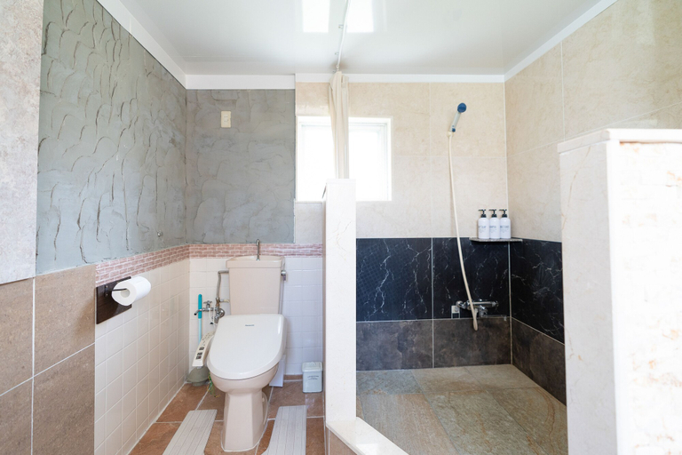 Bathroom 4, Vacation Rental Okinawa NANATSU BOSHI, Naha