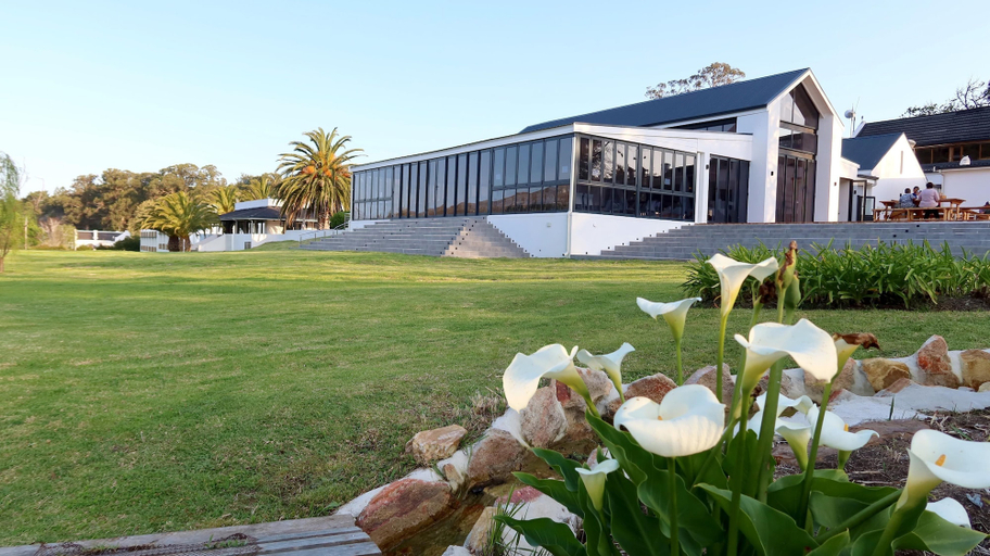 Exterior & Views 2, Houw Hoek Hotel, Overberg