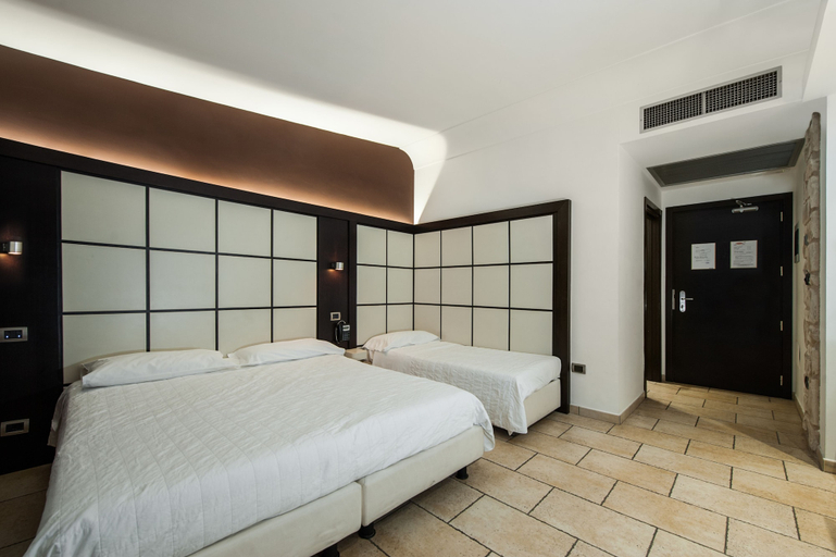 Bedroom 4, Hotel Testani Frosinone, Frosinone