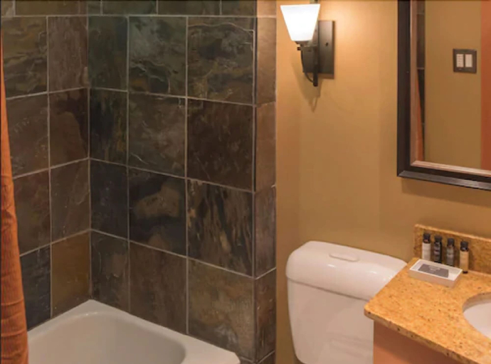 Bathroom 3, Sunshine Mountain Lodge, Division No. 15