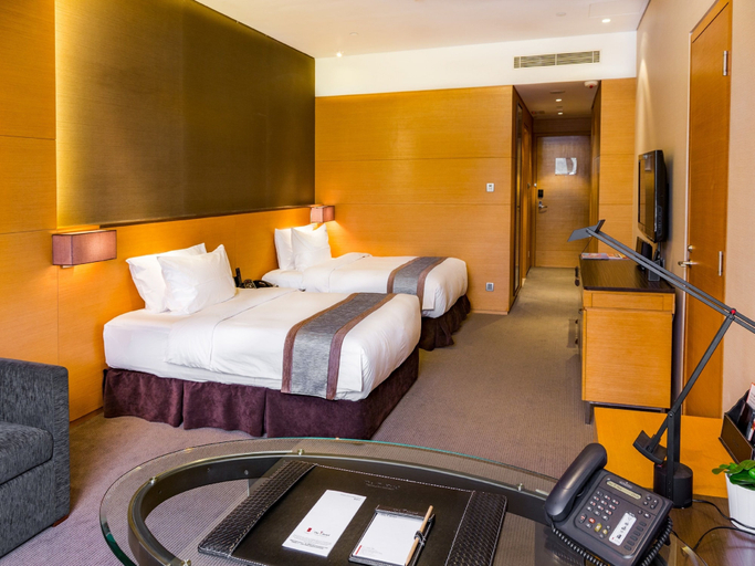 Bedroom 2, The T Hotel, Hong Kong Island