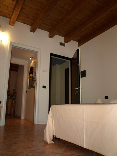 Bedroom 3, Hotel Karol, Monza and Brianza