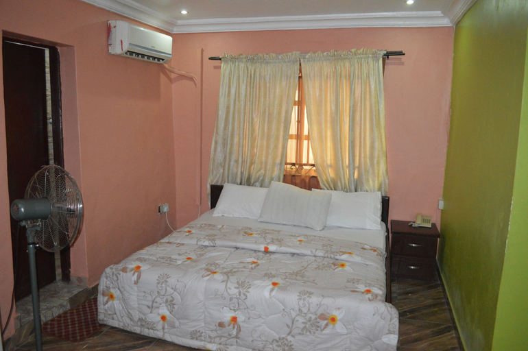 Bedroom 2, HardRock Hotel and suites, Oshodi/Isolo