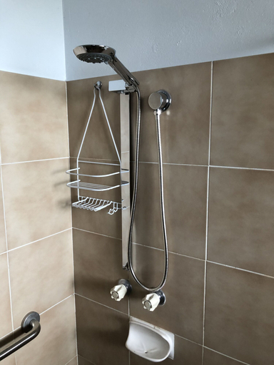 Bathroom 4, Limestone Coast Tourist Park, Grant