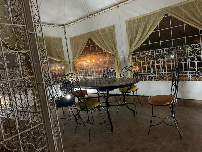 Food & Drinks 4, Riad Najiba, Rabat