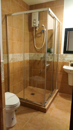 Bathroom 4, LaVie Hotel Vigan, Vigan City