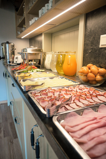 Food & Drinks 5, Apartmány u Gigantu, Plzeň