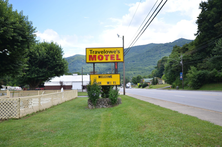 Others 5, Travelowe's Motel, Haywood