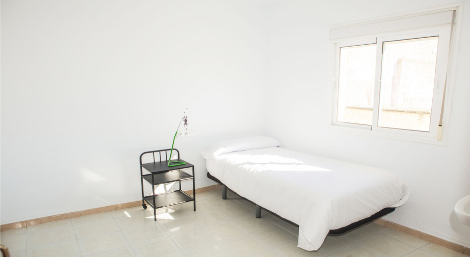 Bedroom 4, Vivian's Guest House Auto Check-in, Cádiz
