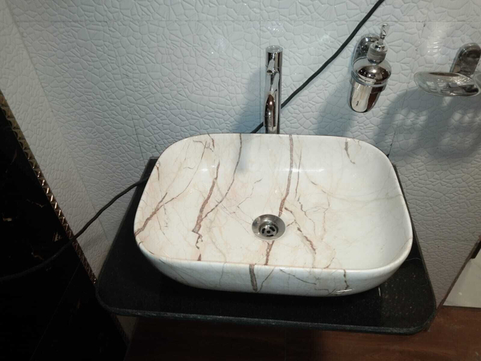 Bathroom 3, Ekdant Holiday Home, Raigarh
