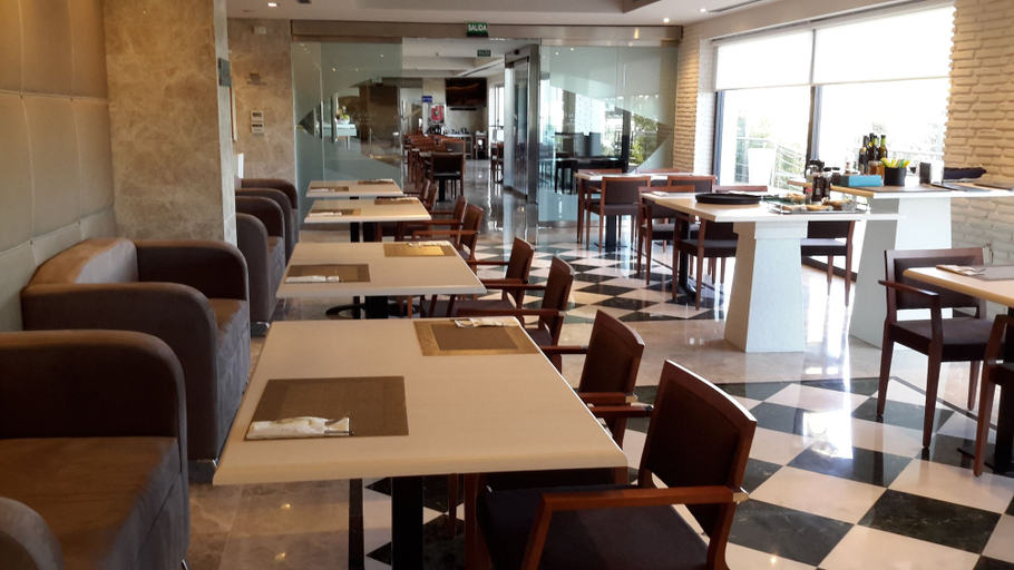 Food & Drinks 5, Avent Verahotel, Almería