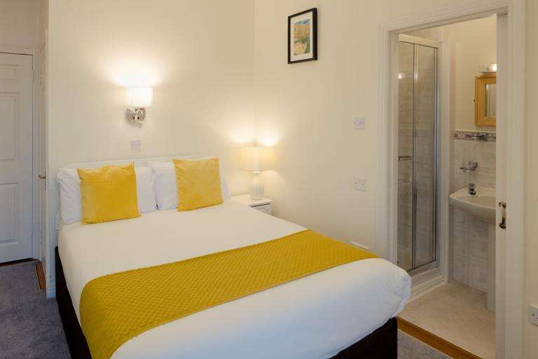 Bedroom 4, The Waterfront