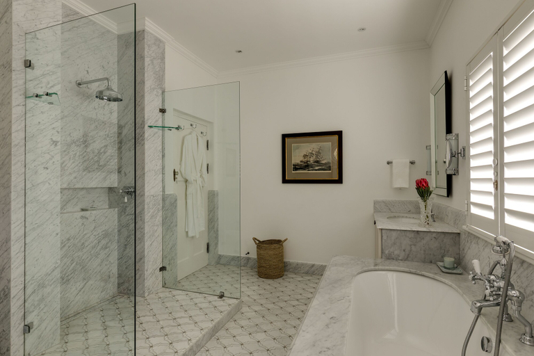 Bathroom 4, Claybrook, City of Cape Town