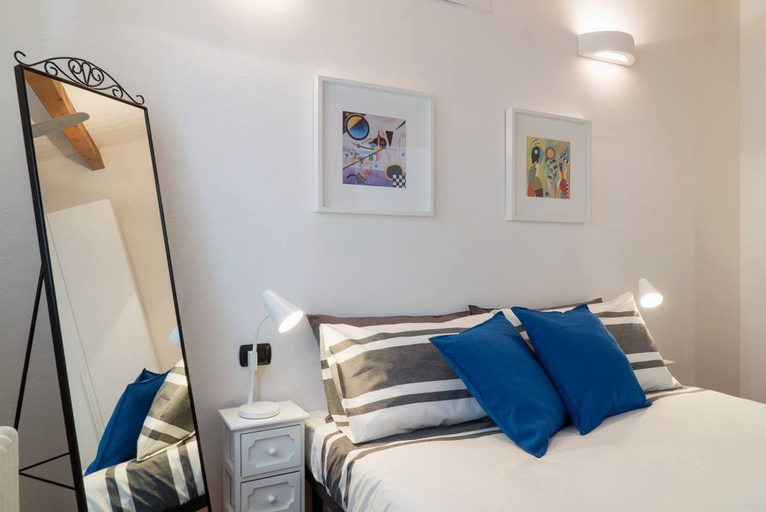Room amenity, Large apartment in Milan center, Milano