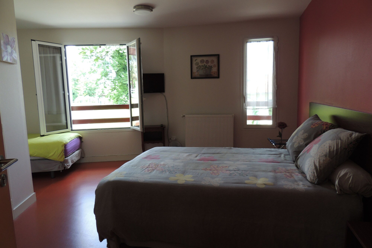 Bedroom 4, Auberge Denena Logis, Pyrénées-Atlantiques