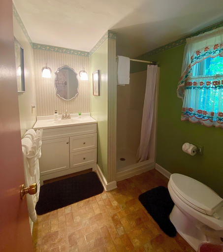 Bathroom 3, Roadhaven1830, Shenandoah