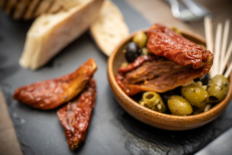 Food & Drinks 5, Caravelli, Leicestershire