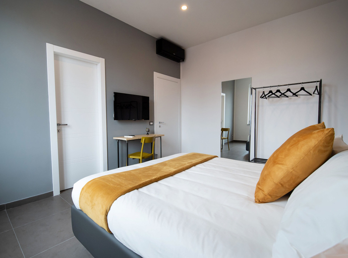 Bedroom 4, GB Vesuvius Napoli, Napoli