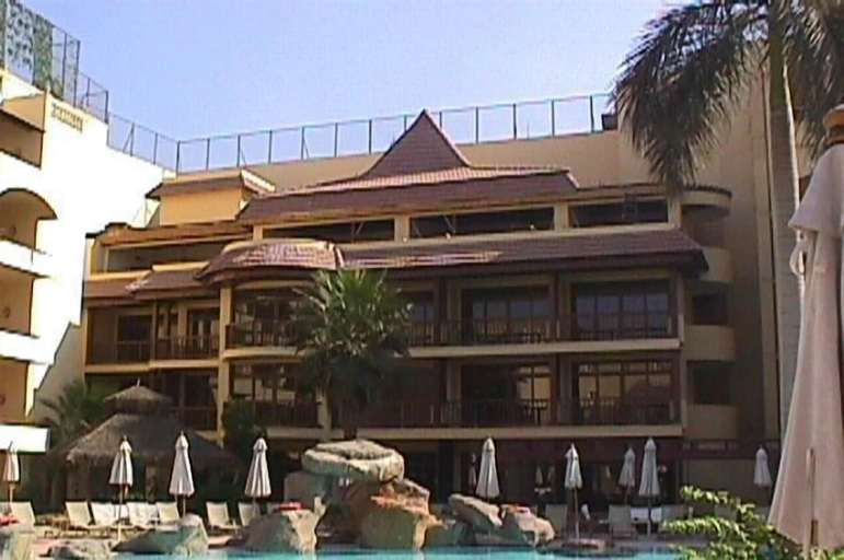Exterior & Views 2, Hotel Amarante Pyramids, Al-'Umraniyah