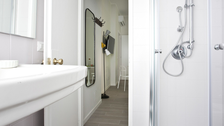 Bathroom 2, Italianway - Sebastiano Veniero 27 - Trilocale, Milano