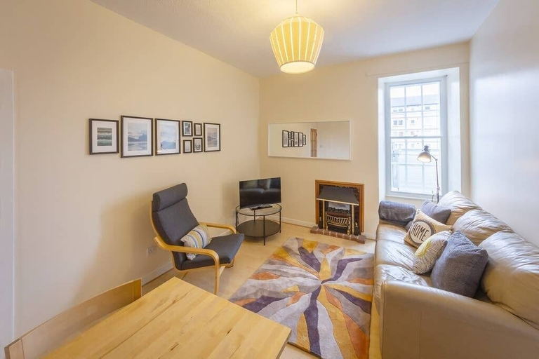 Others 4, Cozy Apartment near The Meadows, Edinburgh