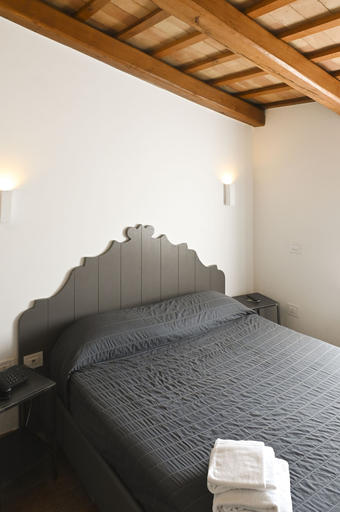 Bedroom 5, Moretti Village - b&b, Macerata
