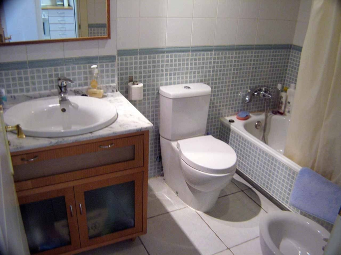 Bathroom, Apartamento Jardines L3-0c, Almería