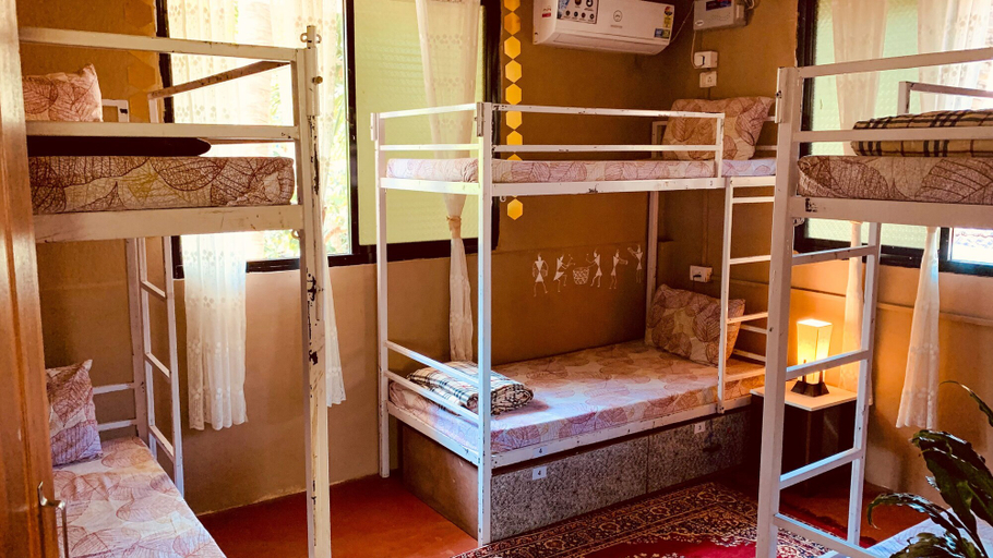 Bedroom 2, Rootsvilla Hostel Goa, North Goa