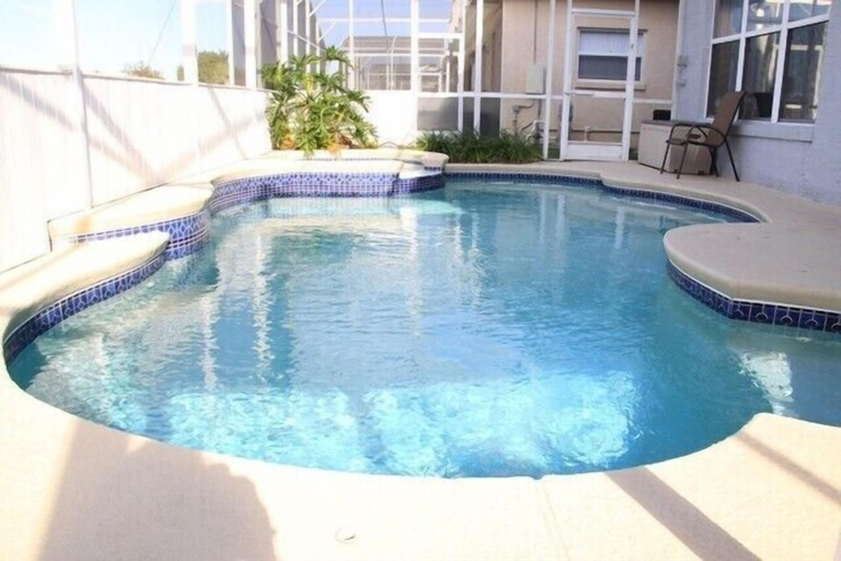 Sport & Beauty, R1 Esprit 4 bed / 3 Bath, Polk