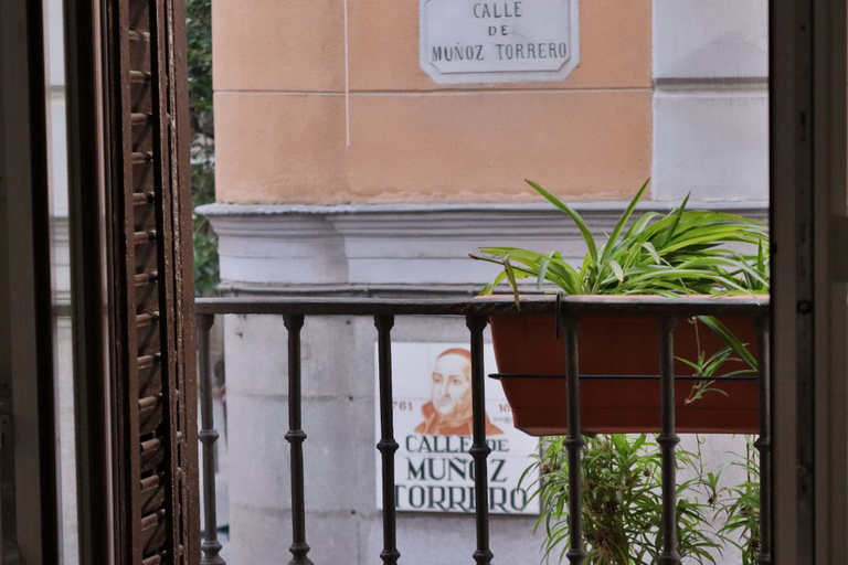 Exterior & Views 2, Hostal La Zona, Madrid