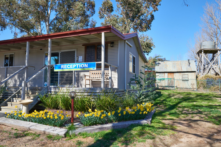Exterior & Views 2, NRMA Bathurst Panorama Holiday Park, Bathurst Regional - Pt A