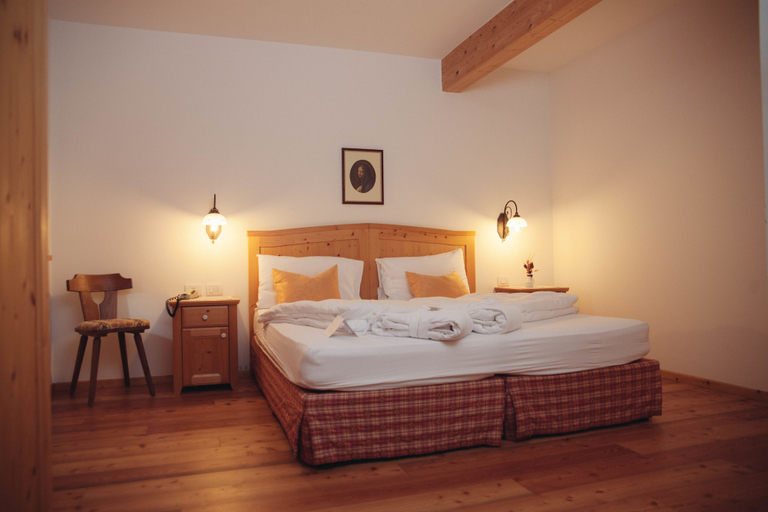 Bedroom 3, Pineta Hotels Nature Wellness Resort, Trento