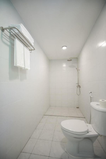 Bathroom 3, Lagoon Villa Thoddoo