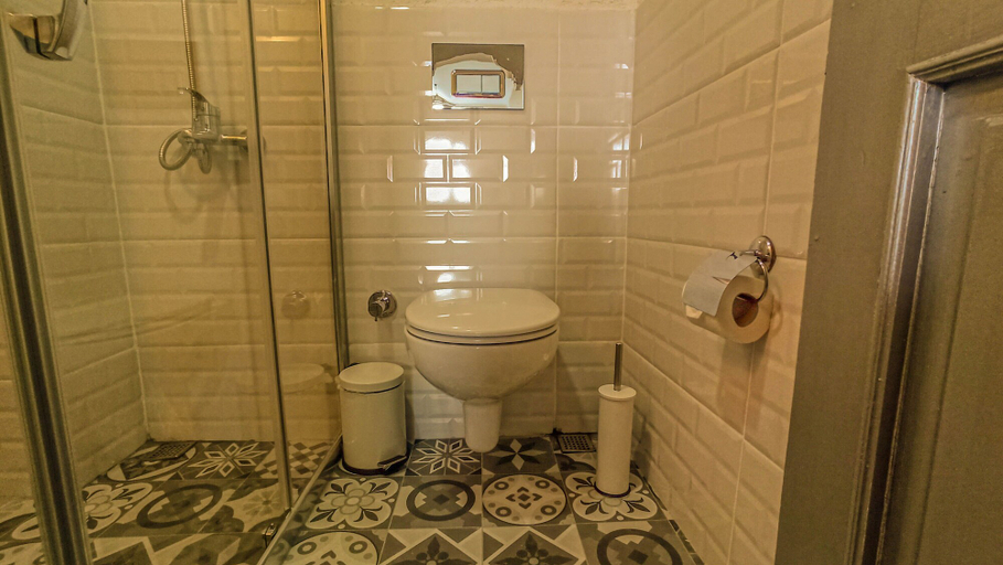 Bathroom 5, Variante Hotel, Konak