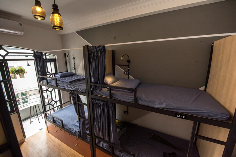 Bedroom 3, The Like Hostel & Cafe, District 1