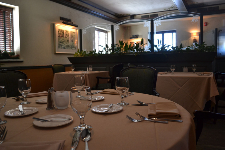Food & Drinks 4, The Beaumont Inn, Luzerne