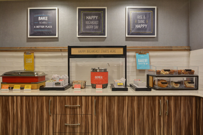 Food & Drinks 5, Hampton Inn Anderson, Anderson