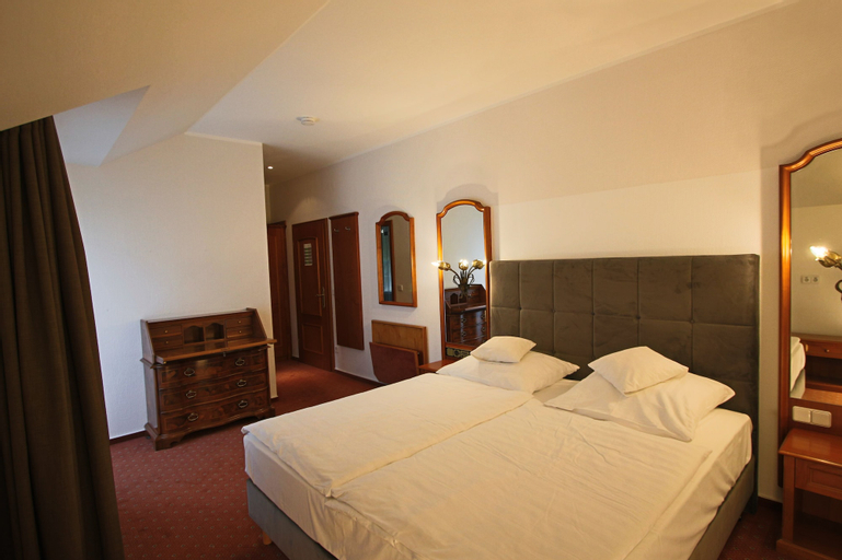 Bedroom 4, Hotel Hardtwald, Hochtaunuskreis