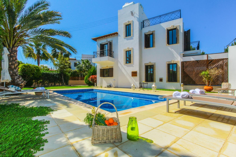 Sport & Beauty 1, Villa Anna