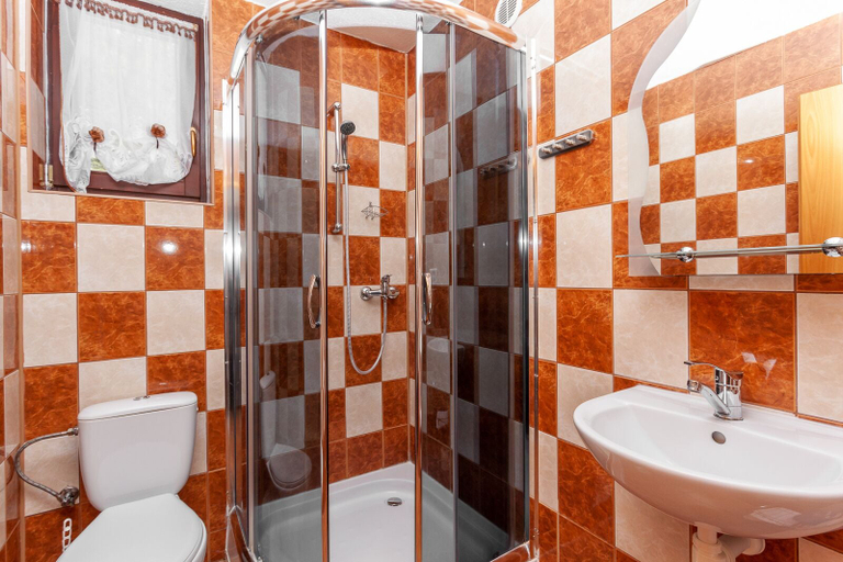 Bathroom 5, Pension Goralturist, Poprad