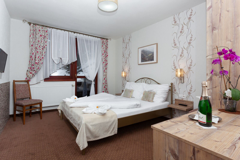 Bedroom 2, Pension Goralturist, Poprad