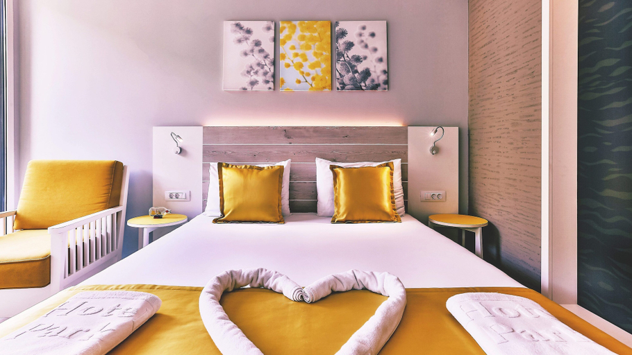 Bedroom 3, Carine Hotel Park