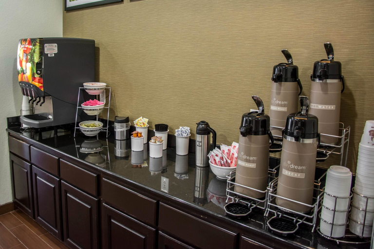 Food & Drinks 3, Sleep Inn & Suites Center, Shelby