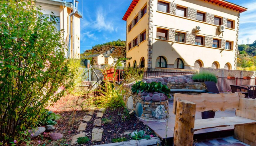 Exterior & Views 2, Hotel Flor de Neu, Lleida